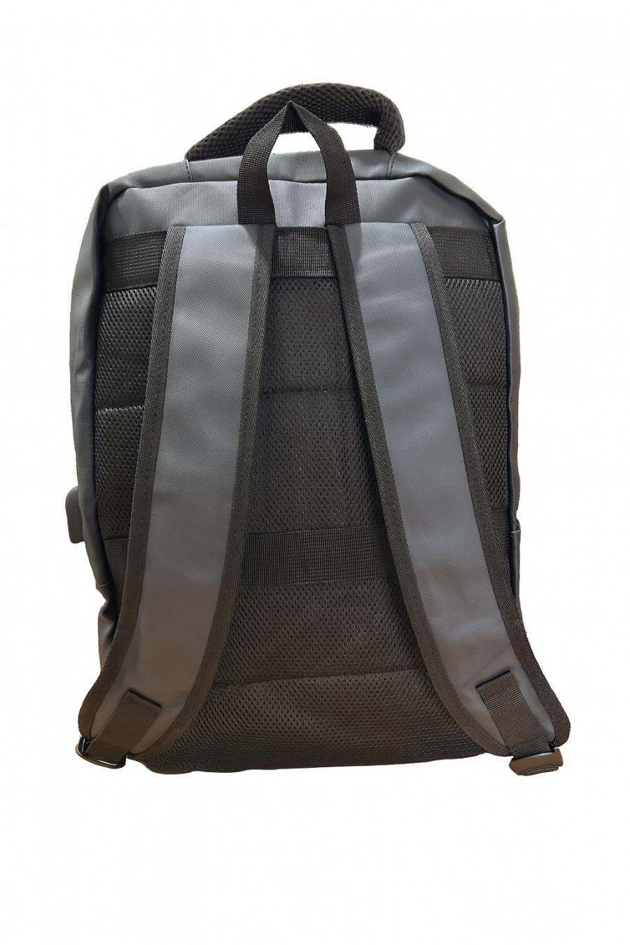Mochila em Polister Emborrachada